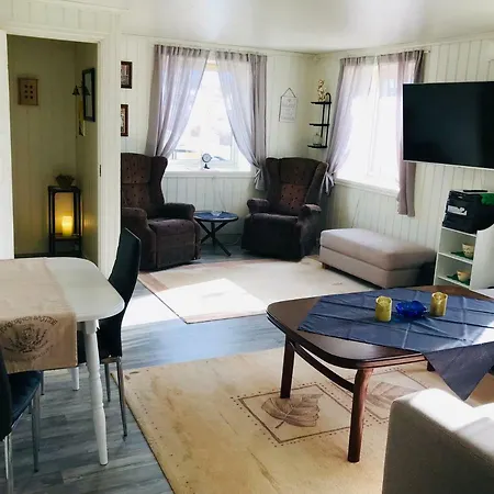 Ferienhaus Utsikten Soloy Nr 8 *