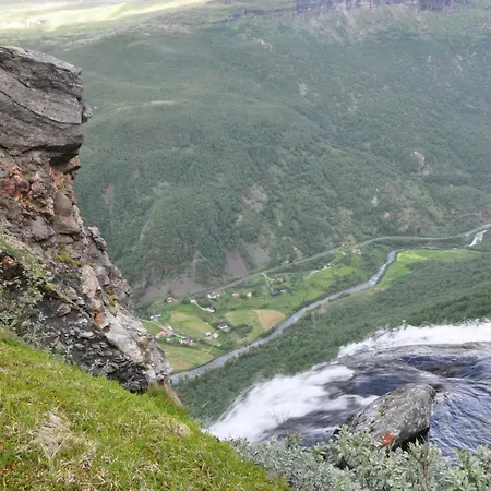 Utsikten Soloy Nr 8 Feriehus Tennevoll